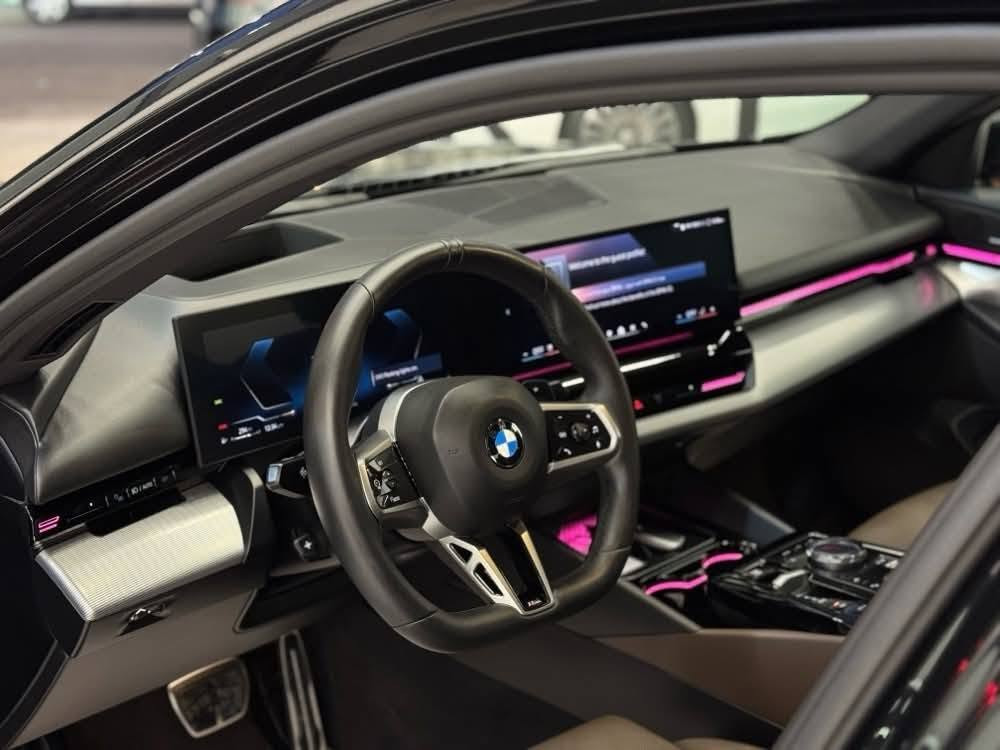 🚘 BMW 530i M-PACKAGE 2026 ✨
BLACK EDITION 🖤 
🔥 Engine: V4 2.0L Turbo
🔹 ژمارە کاتی
🔹 11 هەزار روشتووە
🔹 Clean Title 💎 // بێ بویاغ
🔹 دەعامی بۆ دەعامی بە شەرت 💯
🔹 واردی ئەمریکی 🇺🇸

⭐ X-DRIVE - Full Options

داخل قهوای بیلادی 🤎
✅ 360° Camera
✅ حەساس
✅ رادار
✅ شەغال
✅ داتاشۆ
✅ سلاید (Sunroof)
✅ HARMAN KARDON Sound System 🎵

💰 نرخ: 593 وەرقە (و مجال)

📍 شوێن: هەولێر

📞 0751-2004-377
📞 0772-818-6453

━━━━━━━━━━━━━━━━━━

🚘 BMW 530i M-PACKAGE 2026 ✨
BLACK EDITION 🖤 
🔥 Engine: V4 2.0L Turbo
🔹 رقم كاتي
🔹 ماشي 11 ألف
🔹 Clean Title 💎 // بدون صبغ
🔹 دعامي بدعامي شرط 💯
🔹 وارد أمريكي 🇺🇸

⭐ X-DRIVE - Full Options

داخل قهواي بیلادي 🤎
✅ كاميرا 360°
✅ حساسات
✅ رادار
✅ شغال
✅ داتاشو
✅ فتحة سقف (سلاید)
✅ نظام صوتي HARMAN KARDON 🎵

💰 السعر: 593 ورقة (بي مجال)

📍 الموقع: أربيل

📞 0751-2004-377
📞 0772-818-6453 أربيل, العراق


**إذا كنت صاحب هذا الإعلان وتريد حذفه لأي سبب، رجاءا أرسل رسالة إلى الدعم الفني**