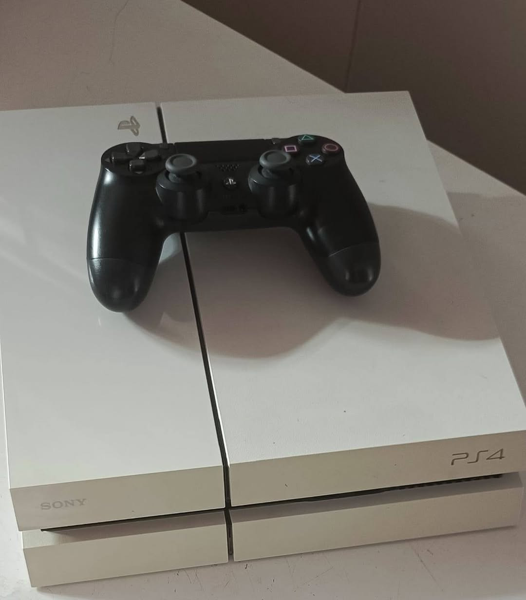 بلي 4 فات مهكر عن طريق القرص 

النظام:12.52

الجويستك 🎮 : واحد فقط( اصلية)

الالعاب 🕹️🎮 :رزدنت ايفل 4 ريميك وكاست اوف تسوشيما وبيس ٢٦ وذا لاست اوف اس بارت ثاني انجارتد 4

السعر💲 :275الف وبي مجال بسيط

الرقم : ***********
