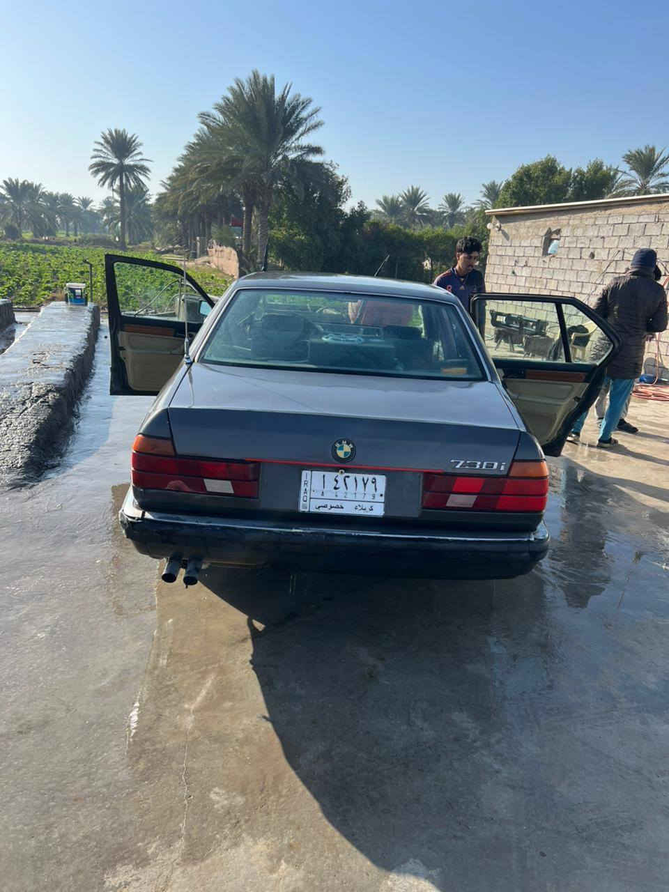 سلام عليكم  سعر ٤٣  وبيها مجال حق الجيه تفاصيل 👇
بي ام دبليو ٧٣٠ كير عادي 💪
موديل ٩١ محرك ٦ سلندر 
كفاله  عامه من كلشي  رقم كربلاء بسمي تحول مباشر بيع فقط اكرر بيع فقط بدون مراوس  مكان بابل حله ناحيه انيل ***********
