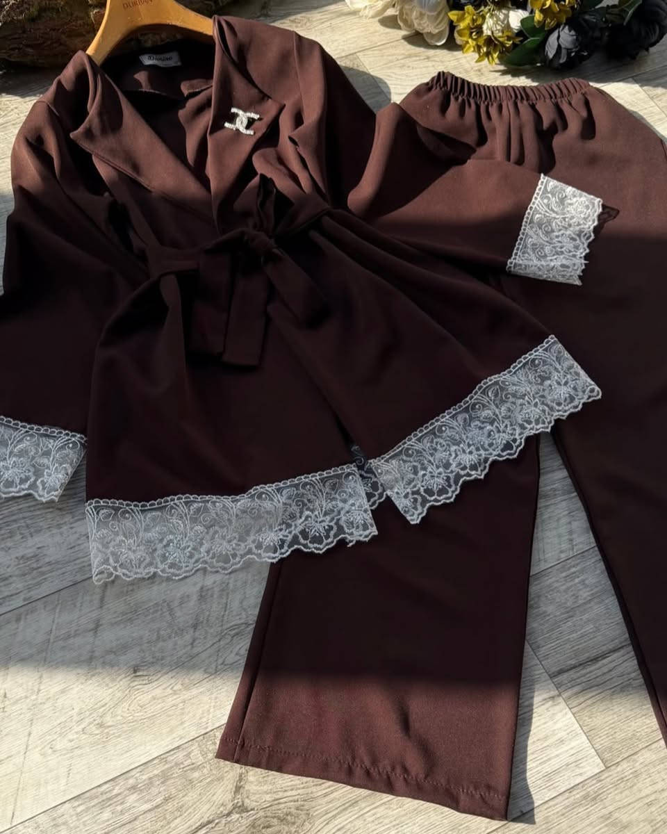 👇🏻😎👔جمال الالوان💙😍
🌸 سوت نسائي مطعم تور👍 😍👍
#السسسعر__25ألف 
سارعوا بالحجز كمية محدودة 🫢
#القياسات_38_40_42_44_46_48✨🖤 
الخامه دابل ايطالي الاصلي
#يوجد خدمه توصيل الفين دينار داخل قضاء المسيب 
توصيل محافظات 6الاف كافة المحافظات العراقية 
توصييييل الباب بيتكك ويدللون علينه الطيبين


**إذا كنت صاحب هذا الإعلان وتريد حذفه لأي سبب، رجاءا أرسل رسالة إلى الدعم الفني**