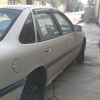 فيكترا • ١٩٩١ • محرك ١٫٨