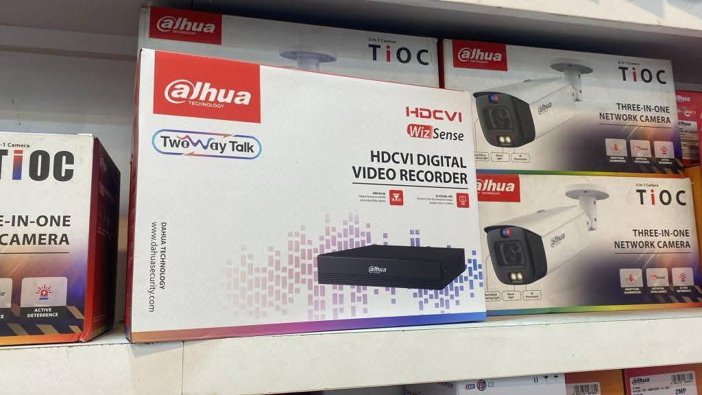 ⚡️🔌السلام عليكم
مستعدون لتجهيز 
[[[وتنصيب الكامرات📸و صيانه الحاسوب💻 يتوفر كافه انواع البرامج والصيانه والفورمات  يوجد راوتررات من
 ماركه(( tip link))]]]]

تنصيب  كامرات المراقبة كامرات  anlog  _  ip 
 

نحن مستعدون بتجهيز كافه المنازل والمحلات والابنية الخاصه والعامة
 (بالكامرات والاجهزه وجميع مستلزمات الكامرات من usp وفيش باور وpnc وكيبل كامرات وانترنت وكافة المستلزمات )

عملنا  في مجال الكامرات   anlog  -  ip

🔹 دقة عالية ليلي نهاري ملون                                        

1 ———•نصب وتسليك وتفييش كامرات المراقبة                                         

2————•تجهيز جميع المواد الي تشمل كامرات                    

3———•ربط الكامرات على الانترنت وعلى الهاتف يعني وين ما يعجبك واي مكان اشاهد الكامرات عن طريق الهاتف 
                   
4--- ⚡️🧩 يوجد صيانه حاسبات   كافه انواع برامج   يوجد برامج اوتكاد وكافه برامج الاوفس   برمجة الطابعات والسكنر 

الاستفسارات 

👷🏻‍♂️((((المهندس علي حسين رشيد )))))

*********** 

***********
