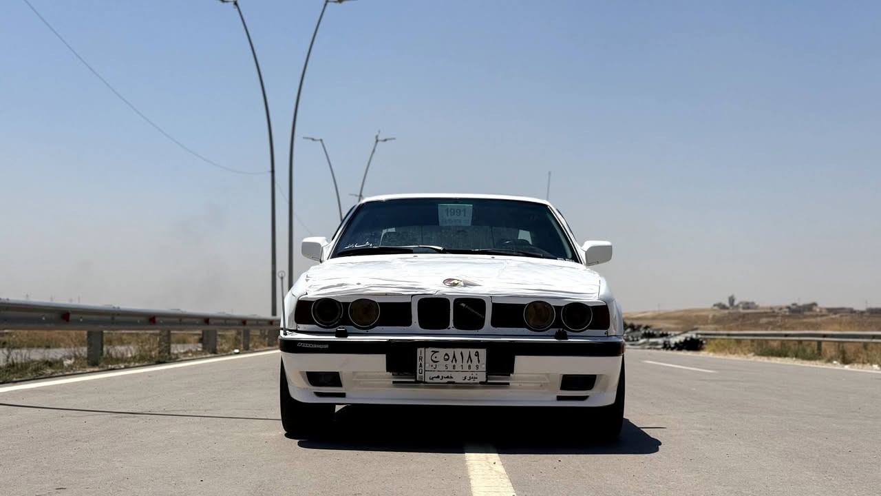 السعر ٥٥ بي ام 520كير عادي
موديل ١٩٩١ كير مكينه بشرط 
تبريد ثلج 
كزوز رياضي ريموند 
صدر جديد أمامي خلفي 
وياله Mجدد 
كهربائيات  كامله لايتات  زنون اصفر 
مسجل شاشه 
سنوية لل٢٧ 
كوبون بانزين  
شرط تحويل 
صبغ مكانات بدون اي ضرر


**إذا كنت صاحب هذا الإعلان وتريد حذفه لأي سبب، رجاءا أرسل رسالة إلى الدعم الفني**