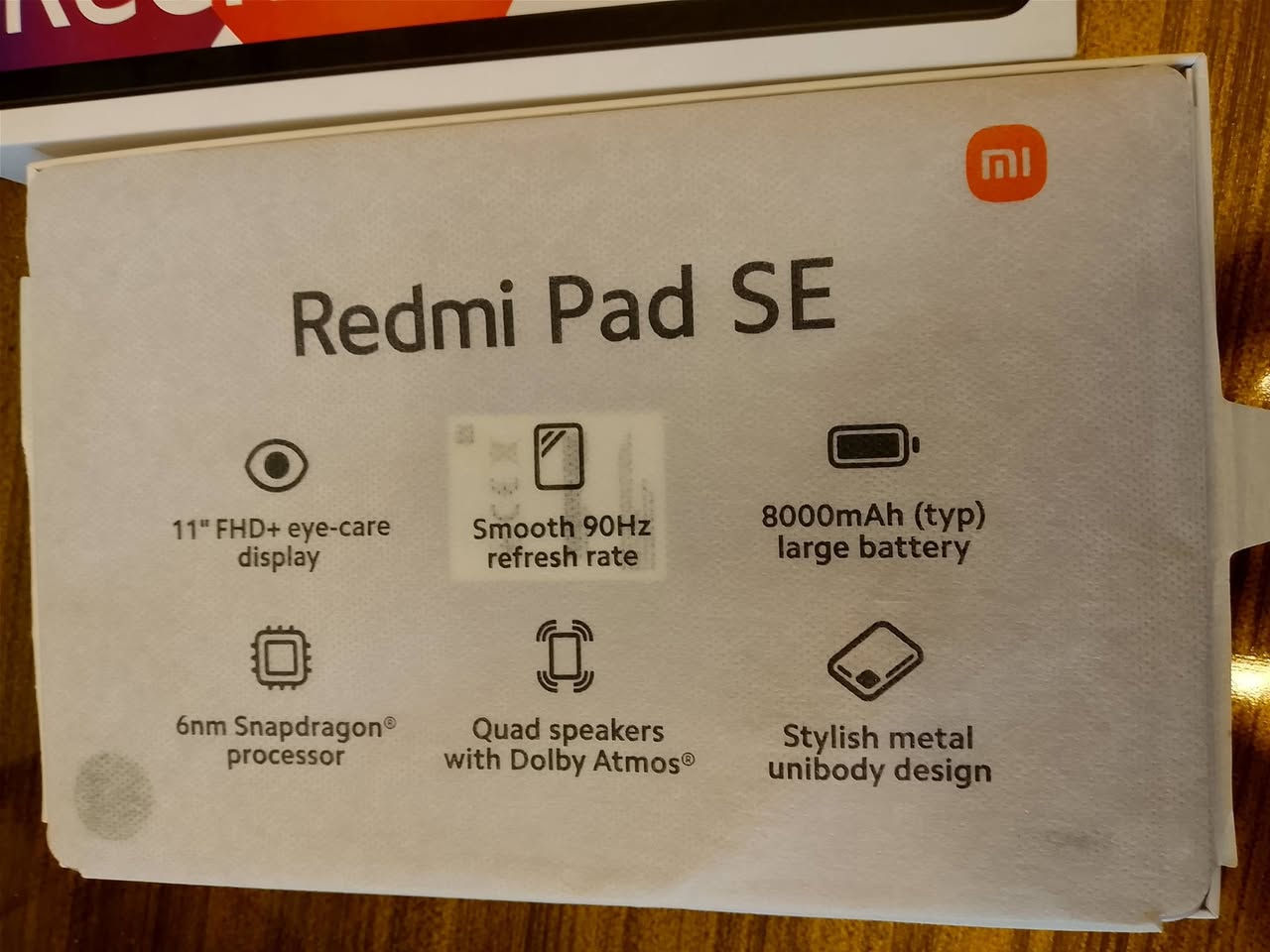 Redmi pad SE ريدمي باد للبيع
الشاشة: 11 بوصة IPS LCD بدقة 1920 × 1200 (FHD+)

معدل التحديث: 90 هرتز

المعالج: Qualcomm Snapdragon 680 بدقة تصنيع 6 نانومتر

كرت الشاشة: Adreno 610

التخزين: 256 جيجابايت 

البطارية: 8000mAh

الشحن: يدعم حتى 18 واط،  يأتي مع شاحن

الكاميرا الخلفية: 8 ميجابكسل

الكاميرا الأمامية: 5 ميجابكسل

الصوت: 4 سماعات ستيريو مع Dolby Atmos

منفذ السماعات: 3.5 مم

الاتصال: Wi-Fi مزدوج النطاق، Bluetooth 5.0

الوزن: حوالي 478 غرام

الهيكل: معدن (ألمنيوم)

المكان بابل حله 

السعر 225 الف مستخدم نضيف 

للاستفسار الاتصال فقط الشراي 

***********

***********

يوجد واتساب
