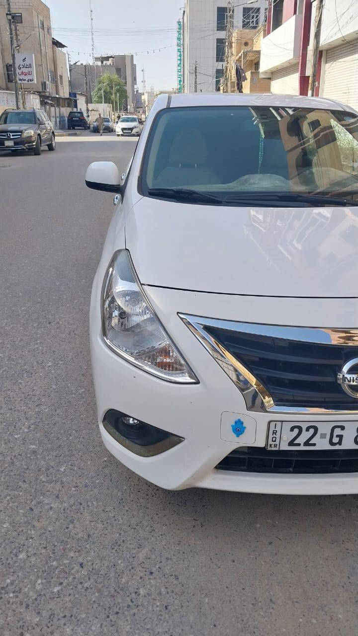 نيسان صني 24 ضربه فقط في الصندوق بدون صبغ وتبديل وماشيه 87الف
 السعر 120
للتواصل الاتصال على هذا الرقم ***********
