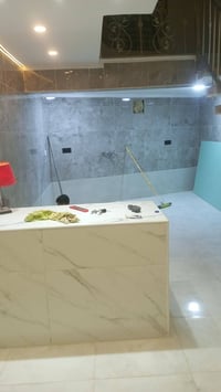 بيع مستعجل السعر 80بيت ركن حي الزهراء يم المدارس الصينيه 135 جديد غرفت...