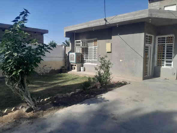 السلام عليكم بيت طابو زراعي سند 25في ناحية كنعان قرية كامل سرحان مساحة 400 سعر 70 وبي مجال لتفاوض تصال على الرقم ***********  أسيا ***********
