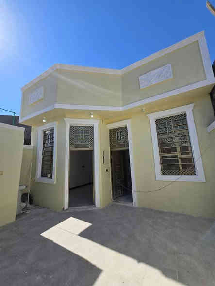 سلام عليكم بيت للبيع
المساحه 140 متر 

طابو زراعي سند 25 مكاتبه وكاله مكاتبه نسخه من الطابو 

يحتوي البيت على 2غرفه نوم و صاله

 ومطبخ 

وصحيات 

وكراج ..حديقه

جميع الخدمات متوفره 

العنوان

ابي الخصيب ابو كوصره 

السعر58 و بي مجال للاستفسار

المرسلة على ***********
