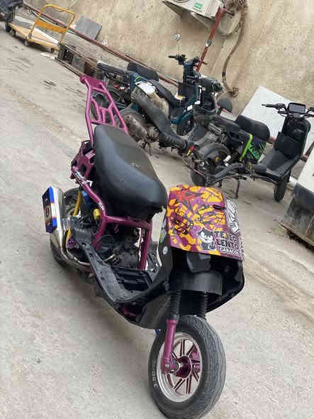 دراجه  تعمير جديد صارله سبوع من كملت غراض كله جديد مكينه هاون كلجات رياضي سعره ٨٠٠ وبيه مجال ***********
