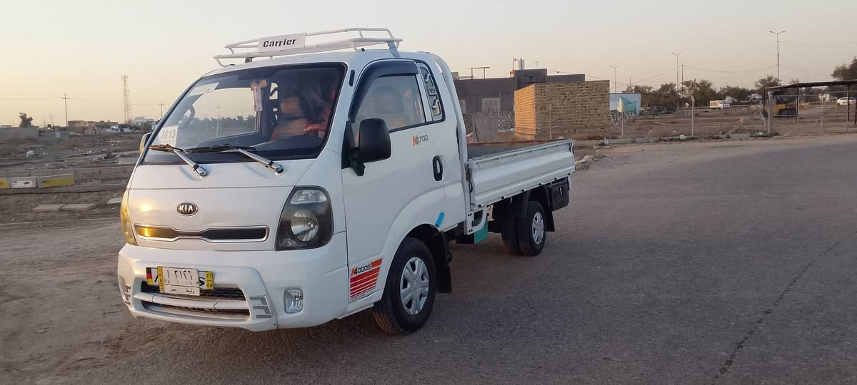 السلام عليكم كيه للبيع موديل 2013 سنويه لل 28 مكفوله كفاله عامه سياره جاهزه تخم تاير حداديه  الإستفسار ع رقم الهاتف ***********
