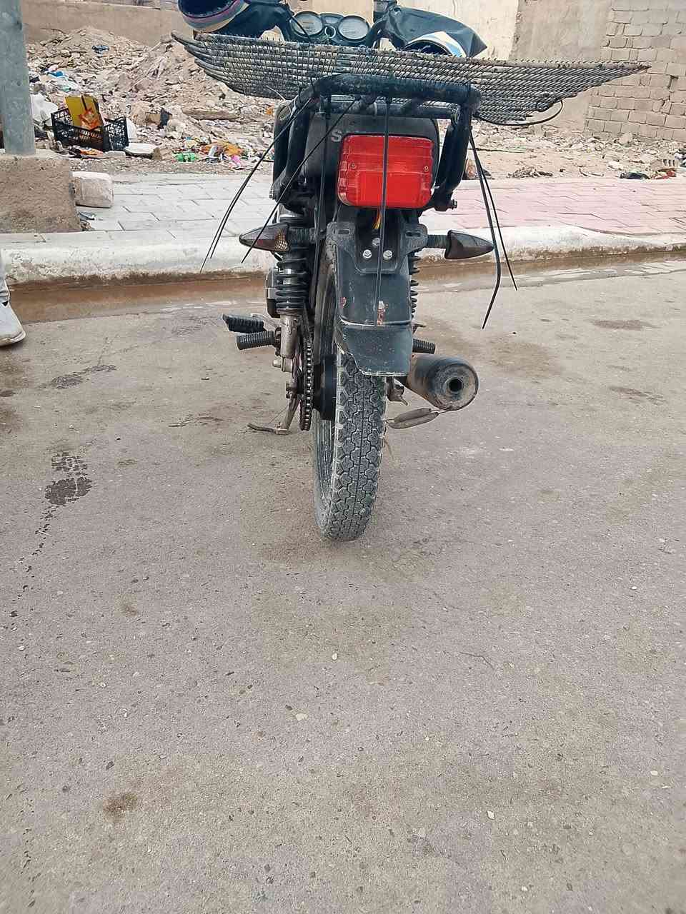 سلام عليكم دراجات للبيع وحده رقم وثانيه اوراق مكاني كربلاء أمن الداخلي شارع طارق  لصفره موديل 2025وسوده موديل 2023 لشراي يتصل بيع مستعجل ***********
