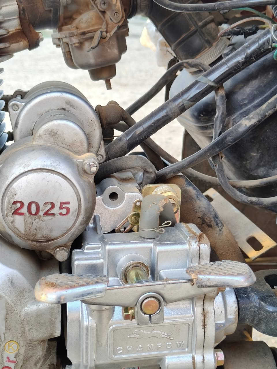 السلام عليكم ستوته للبيع شرط كلها نضيفه موديل25 مكان حي سومر. 
***********
