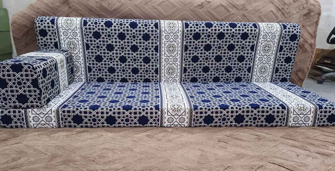 ✅ حمَـودي للأسفنج والجلسـات العربـيه

━━━━━━━━━━━━━━━

🛋️ جلسة عربية فخمة – شغل مميز 🛋️

🔹 تفاصيل المنتج:

✔️ المقعد: مميز أول
✔️ التكية: مميز أول
✔️ الظهر: مميز ثالث

📏 القياسات:
المقعد: 60 × 200 × 12 سم
الظهر: 60 × 200 × 14 سم (عمل CNC)
المسند: 25 × 25 × 60 سم (عمل CNC)

🧵 القماش: شانيل فاخر
🪡 الخياطة: حبل داخلي 

🎨 متوفره بـ7 الوان  :
رصاصي
بيج
بني
كحلي
أسود
زيتي
ماروني

مع إمكانية تنفيذ كافة القياسات حسب الطلب ✅✅

━━━━━━━━━━━━━━━

💰 السعر: 100 فقط 🔥

🚚 التوصيل مجاني

━━━━━━━━━━━━━━━

📩 للحجز والاستفسار
التواصل عبر الخاص
أو عبر الواتساب

🔥 شغل نظيف وجودة عالية بسعر مناسب — احجز هسه 🔥

#عمل #حمودي #طلبات #بيج #ديوان


**إذا كنت صاحب هذا الإعلان وتريد حذفه لأي سبب، رجاءا أرسل رسالة إلى الدعم الفني**