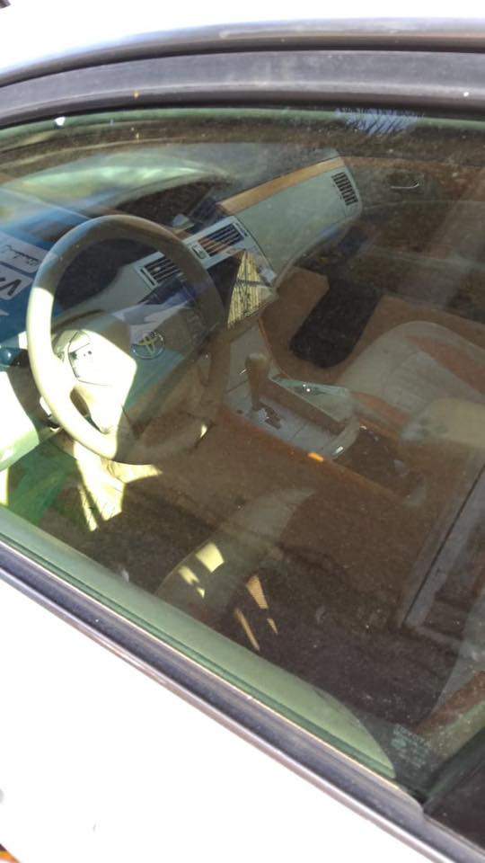 السلام عليكم افلون البيع فقط مديل 2006 وارد امريكي ضربة صندوك صبغ عام الجمالية كير مكينة صدر شرط جدد مكانهة كوت مركز المدينة السعر 75 ورقة مجالهة قليل كلش ***********
