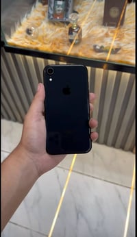 ايفون اكس ار • ٦٤ • بطارية ٧٨%