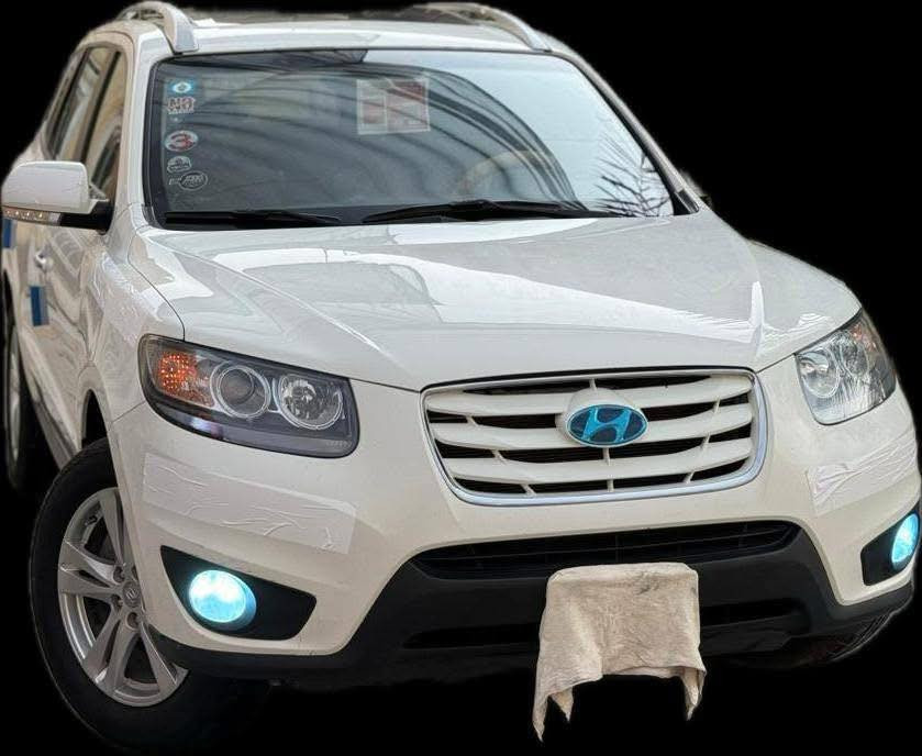 سلام عليكم. سنتافي موديل 11 فول مراصفات بصمه تشغيل وأبواب فتحه تبريد 3قطع تبريد كشن كهرباء كامره بلادي رقم بغداد دولي بأسمي محرك 6سلندر مكينه كير تبريد حداديه  مكفولات السياره مكفوله ماعدا الجاملغ جهة السايق صبغ واصبعين بارد من باب السايق اثر الجاملغ والباقي مكفول  السياره احلى من الصور رقم دولي هزه جديده  مكان السياره النجف الأشرف *********** السعر (152) غير متواجد على الفيس
