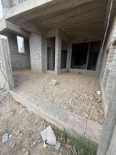 � هيگل للبيع – فرصة لا تعوّض! 🏡
📍 الموقع: الموصل – [ حي العربي  - سايدين الألبان ]

📐 المساحة: [ 300.متر واجهة 10.متر  ]
🛏️ عدد الغرف: [ 6 غرف نوم ]
🛁 عدد الحمامات: [ 2 حمام ]
🍽️ مطبخ + صالة + إستقبال + كراج + سطح 

✨ المميزات:
✅ موقع حيوي وقريب من الخدمات
✅ بناء مرتب 
✅ مدخل مستقل
✅ سند ملك صرف طابو الزهور

💸 السعر: [ يُذكر عند التواصل / او الاتصال ]
I 
📞 للاستفسار والمعاينة اتصلوا بنا على الأرقام
*********** اسيا
*********** كورك
نستقبل كافه العرضات في احياه الموصل
