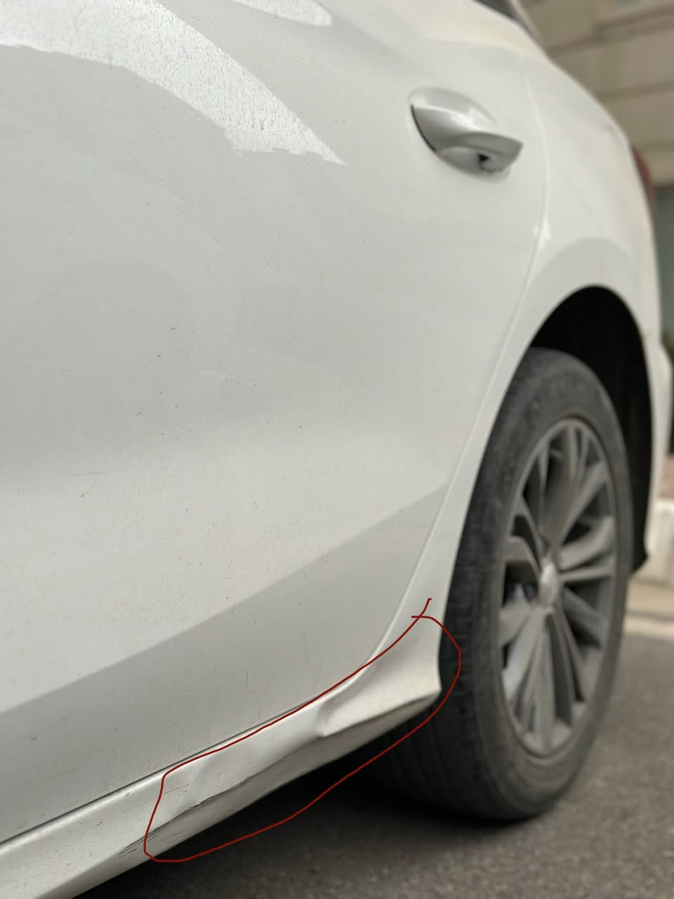 MG GT 2025
ئێم جی جیتی ٢٠٢٥
بۆیاخ تەنک و شاشە بیلاد ئەکتیف
فوول مواصەفات - صڵاید - کامێرا ٣٦٠ - کوشن جلد- تحدید سرعە- سوکان ڤۆلێۆم - ٣ مۆد لێخوڕین
لۆک ماوەتەوە سەیارەکە بێ بۆیاخ و بێ شوختە 
تەنها قوپاویەک بە دۆسەکەوەیەتی و پەڵەیە ساردی هەیە دیاریم کردووە لە وێنەکەدا
بە ناوی خۆمانەوەیە 
٢٦ هەزار کم ڕۆیشتتوە

نرخی ١١٦ گەڵا و مەجالێکی کەم 
تکایە گەر کڕیار نیت بۆ سعر تاقیکردنەوە پەیوەندی مەکەن

0772 523 2130 

0750 896 8852
