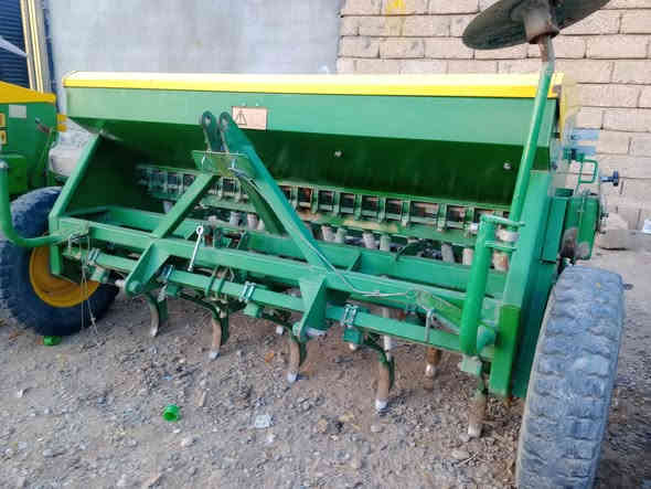 طابیعەی یسپانی بۆ فرۆشتن شتێکی زۆر جوانە زۆر کم شۆلی کردوە وەك سفر وایە شوین قەزاری بردرش رقم ***********    ***********
