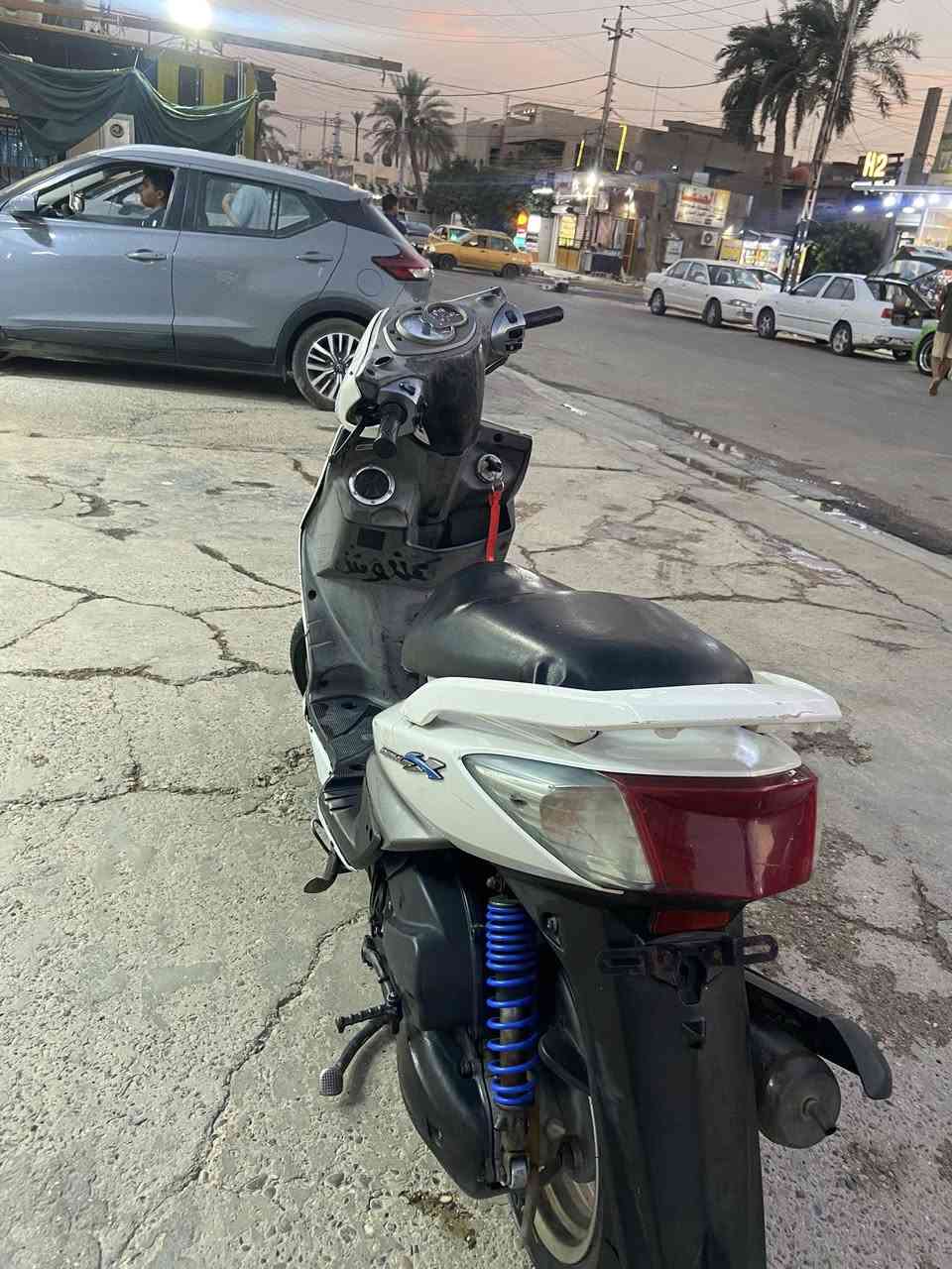 سلام عاليكم شباب مكلف بل نشر دراجه سكنس فحل نوزل الدرجه تخبل يردله ترتيب بصيط سعره ٥٠٠ بيه مجال وهذه راقمي ***********
