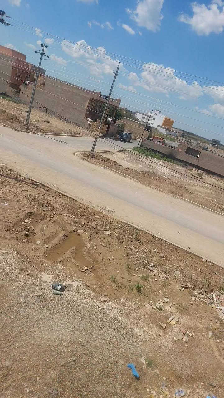 أللهم صل على محمد وعلى آل محمد 
توفر هيكل للبيع موقع قضاء الطارمية حي القادسية الثانية 
ثاني قطعة عن شارع الظباط قطعة ركن بصف ركن هيكل 
مساحة ١١٠م وجة ٥.٥٠ نزال ٢٠ يرهم بيع يرهم مرواس 
سعرة هيكل ٧٢ مليون تريد تسليم مفتاح اسلمك مفتاح ٨٨ مليون 
للإستفسار الاتصال او مراسلة واتساب حياكم الله 
***********. علي المشهداني 
***********. علي المشهداني...

