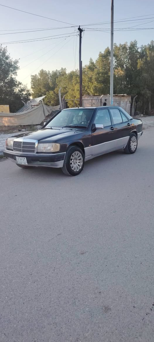 سلام عليكم مارسيدس ١٩٩٢ كفاله عامه كير ومحرك جديد.رقم وسنويه رقم بغداد مكفوله كافاله عامه خير من الله مداور ثاني يوم المكان واسط قضاء الحي رقم ***********
