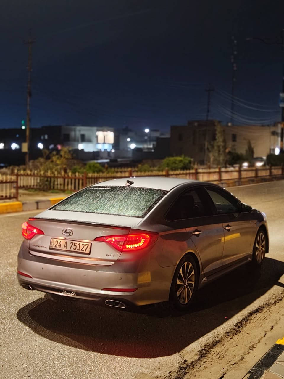 للبيع:سوناتا.
موصفات اسبورت Sport
موديل 2015
السياره ماشيه 130الف ميل 
.
موصفات رادار جانبي مثبت سرعه شاشه كبيره تبريد بيانو 🎹 صندوق ذكي بصمه تشغيل بصمه ابواب نضام ترحيب عند القتراب   8سماعات دانتوس كشنات هيتر كشن كهربائي وخير من الله بيها موصفات السياره كلش حلوه ومال جناي 
.......
حاذثتها صندوك بيها اشويه دواخل خفيفه تبديل صندوك وجاملغ امامي جـه السايق  وبيها اماكن بارد 
مكان السياره تلعفر 
سعر السياره 125ورقه 
رقم:‏‪0751 892 0336‬‏
