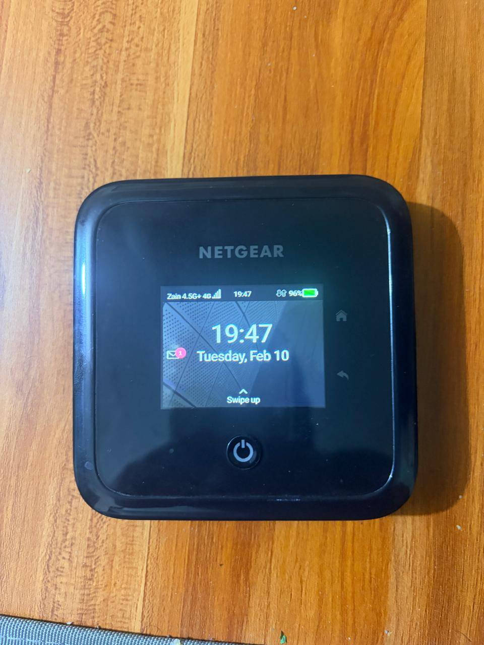 راوتر NETGEAR M5
✅ مفتوح على جميع الشبكات
✅ يدعم 5G / 4G
✅ بطارية قوية
✅ مستخدم استعمال قليل
ويا  حافظة اصلية
السعر 275,000 الف


**إذا كنت صاحب هذا الإعلان وتريد حذفه لأي سبب، رجاءا أرسل رسالة إلى الدعم الفني**