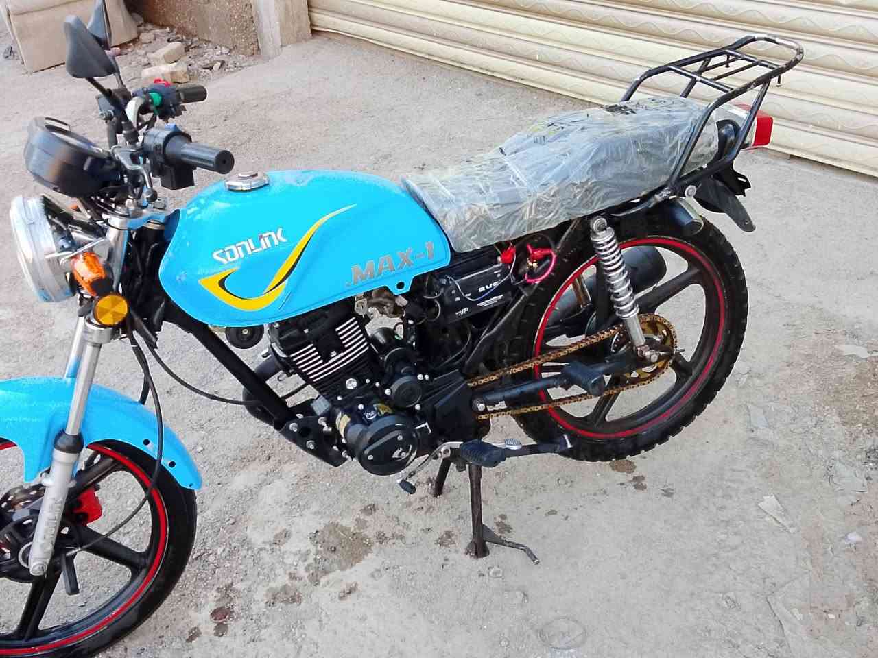 سلام عليكم دراجه سونك ماكس مديل 25 كامله من كلشي مكينه مكفوله سعر 600 بيه مجال بصيط نقص فقط صفاحيه مكاني بسمايه اوراق معرض كامله ***********
