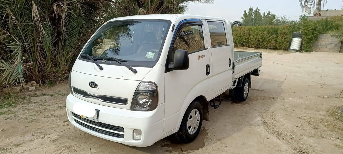 السلام عليكم كيا للبيع موديل 2016سياره كفاله عامه كير محرك تخم تاير حداديه جديده رقم بابل للستفسار على الرقم ***********
