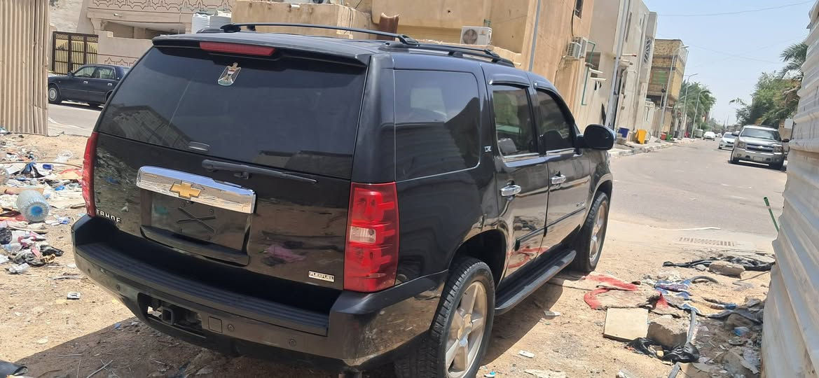 تاهو التي زت تو ويل٢٠٠٨ ادوات كفاله من كلشي ماعدها قطعتين صبق حداده تبريد مكينه كير كله جديد المكان البصره السعر ٩٠ وبيها مجال ***********
