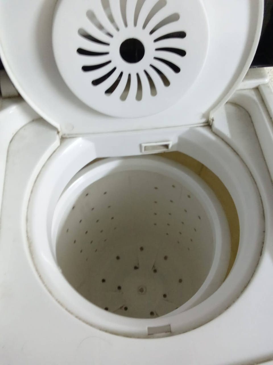 غسالة ام الحوضين جديدة ونظيفة مداخلة تصليح ابد السعر ١٢٥ المكان العامرية


**إذا كنت صاحب هذا الإعلان وتريد حذفه لأي سبب، رجاءا أرسل رسالة إلى الدعم الفني**