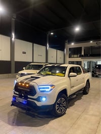 تاكوما ٦ سلندر • ٧٠ الف كم • نظام TRD