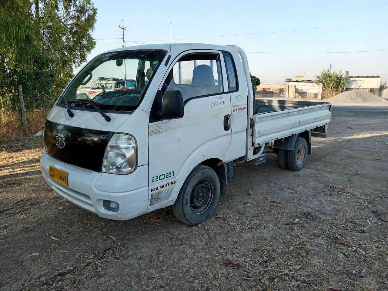 کیا بێ بویاخ بێ لیداروی سەنوی اسڵی گێڕو مکینە اکسل شاسی بە شرتە مۆیل 2009 سعر 51 ورقە ***********   *********** شوینە چم چە ماڵ
