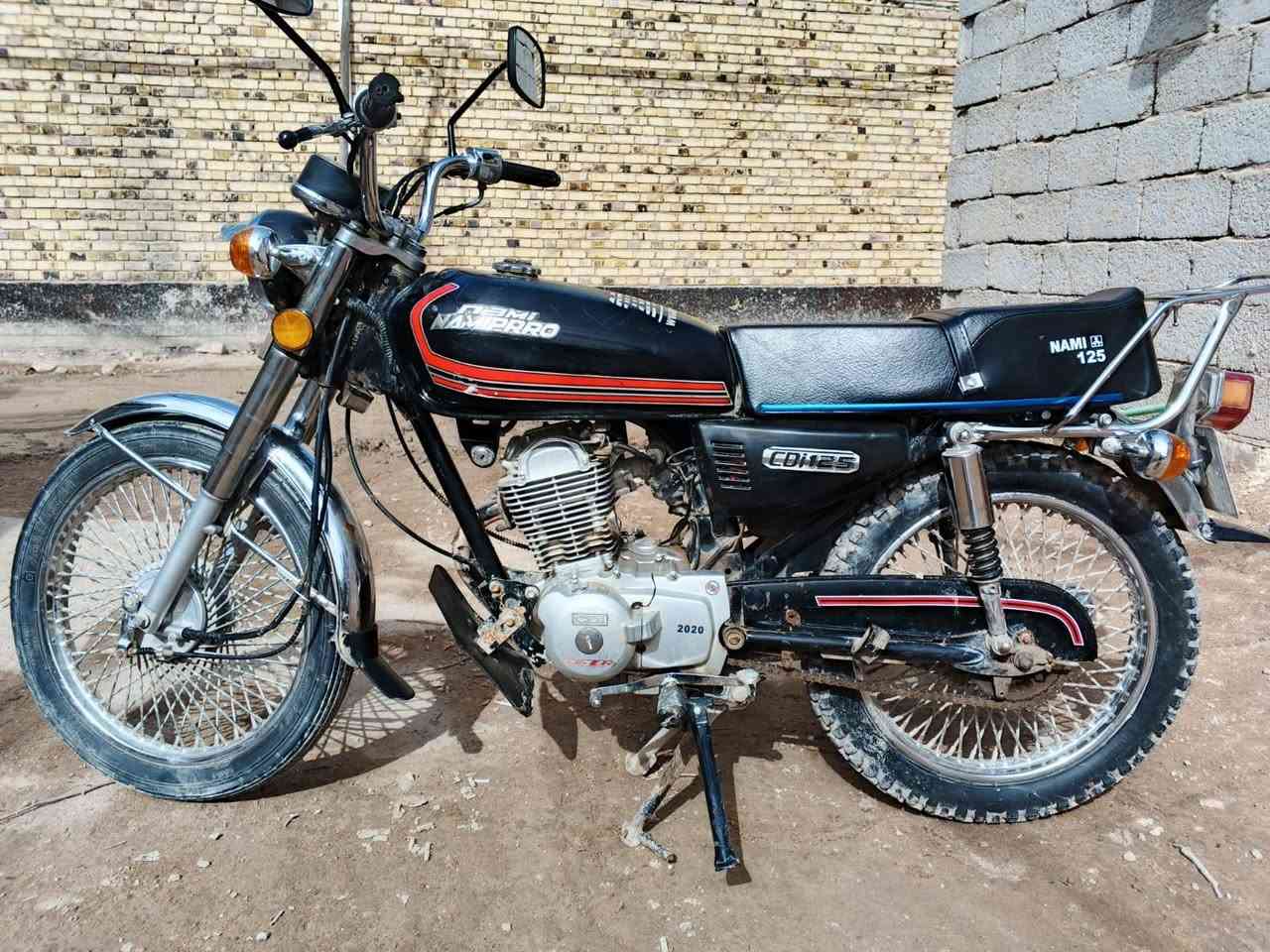 سلام عليكم نامة برو موديل 2020 نظيفه بيها محرك تايكر 5كير ورقم انكليزي السنوية باسمي مال جناي السعر مليون ومية مكلف بالنشر رقم صاحب دراجة *********** متواجد واتساب
