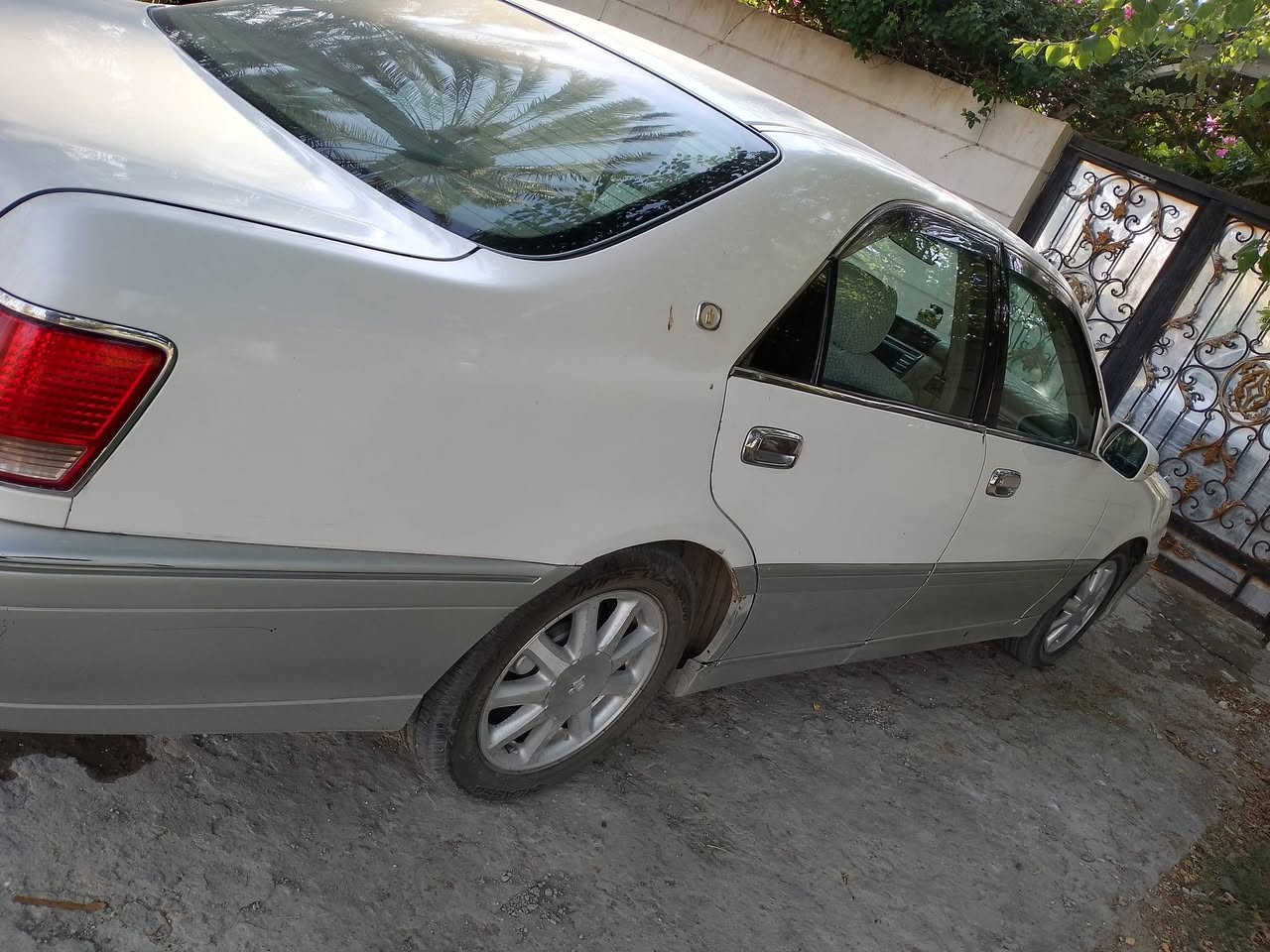 السلام عليكم ملكه للبيع موديل 2002 كرستال امامي خلفي اصلي مكينه ديفور  الكبير تحوير نجف فوك وجوه اربع دكم تخم تأير جديد.مدفوع الكمرك والقرص في مديرية مرور كركوك يعني بس ترقيم صاحب السيارة كربلاء يعني فول عدى الفتحه السعر 100 وبيه مجال الطيبين الاتصال بل رقم ***********0. بي واتساب
