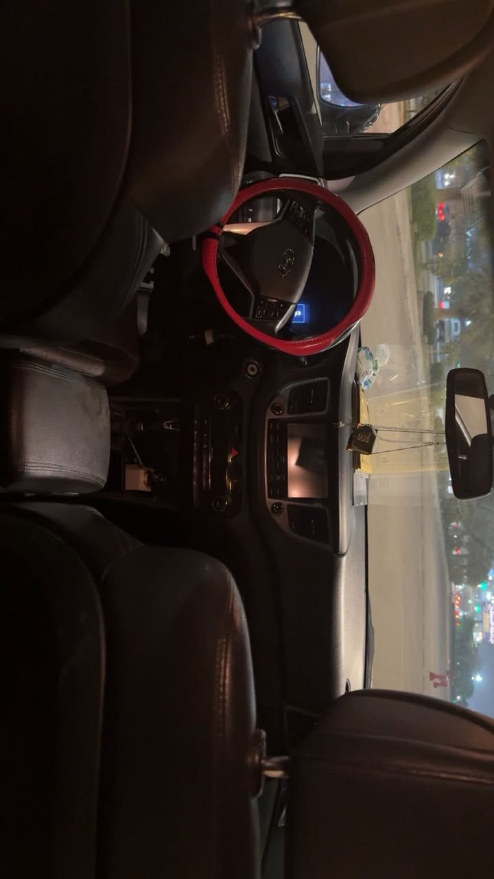 السلام عليكم ..
توكسان 2017 رقم بغداد مشروع وطني قطعتين قبق جنطة وطرف بنيد بدون دواخل الشواصي واللغود والتكم كلها مكفوله 
وارد أمريكي فول عدا الفتحه مشروع وطني بغداد بصمة حساسات أشاير مري كشنات تدفئه تحكمات كشنات تحكمات ستيرن كشنات كهرباء جلد داخل اسود ترحيب شاشه كامرا منفذ شحن UBS حساس اطارات  تبريد فول قطعتين مكان السيارة كربلاء السعر 135
***********
