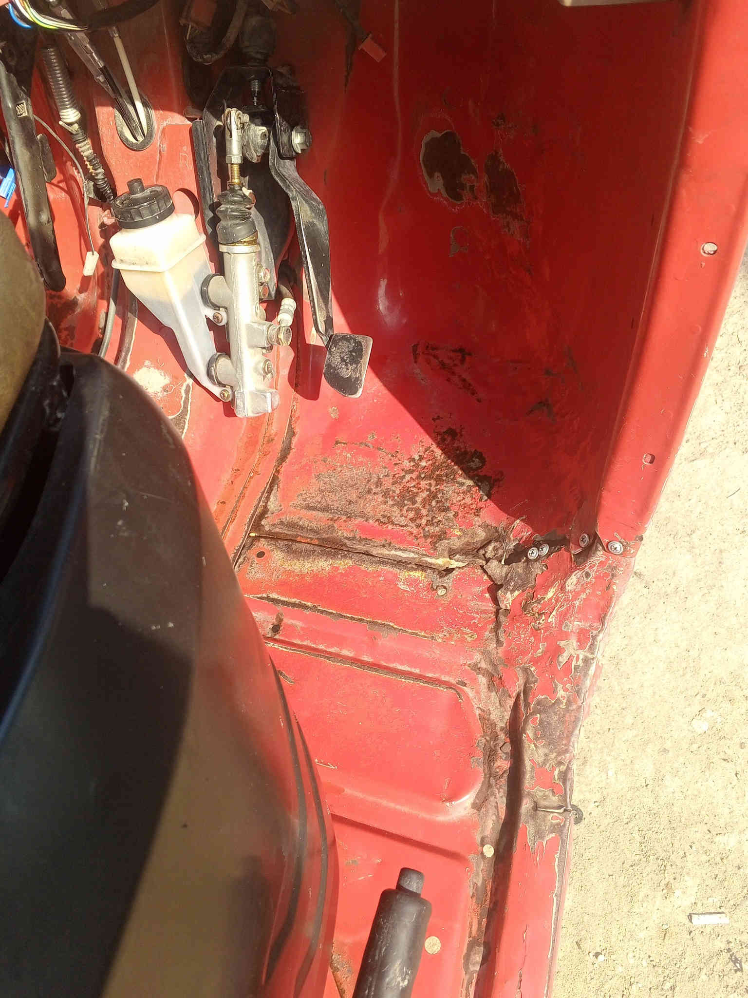 السلام عليكم للبيع تكتك باجاج 2018رقم وسنويه كربلاء مكينه خير من الله تأيرات جدد صدر جديد كلجات جدد كهربائياتها شغاله كلها نقصها جادر كشرها مثل مموضح بل صوره شرط التحويل مكاني بغداد الدوره ابو دشير رايدها ب4100وبيها مجال رقمي ***********
