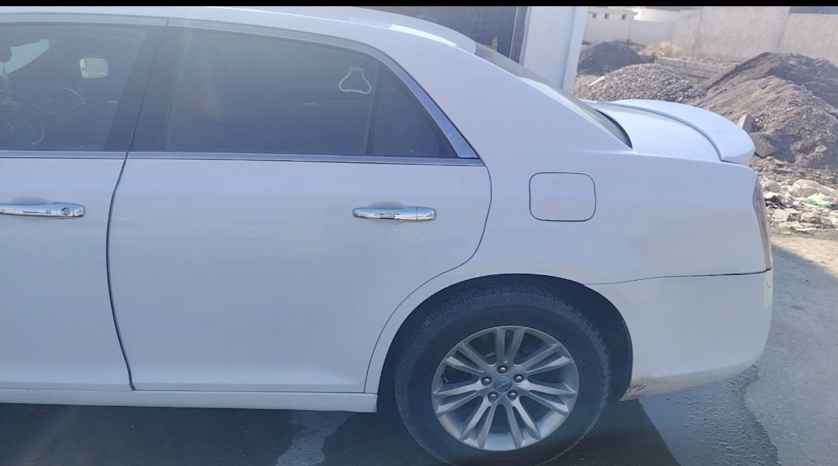 أوباما 12
رقم اربيل
باسمي
سيارة جاهزه للبيع ويرهم مراوس
ضرر تبديل بنيد أثر سرقة وبيهه اقل الشبر صبغ براس الچاملغ الأمامي جهة السائق وبدون أي دواخل
طالب عليهه 180 
مكان الشرقاط
 ***********
