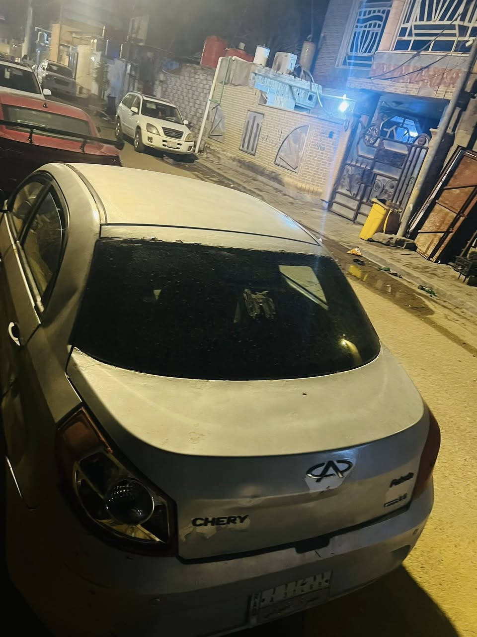 السلام عليكم شباب سياره للبيع شيرين فلاوين مديل 13 مكينه جديد كيرها جديد حداديه تعبانه تبريد ناقص بوري بس شغال تبريدهه سياره كوم حديد فقط بس راعي سياره حره مو قصاد متهيه 2018 سياره شغال ترايهه حلوه كهربائيه شغاله بس كيلو متر ماشغال يرادله حساس سعر ب 18 بيهه مجال قليل الرقم *********** مكان بصره
