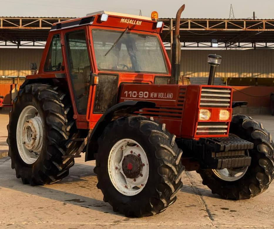 السلام عليكم للبيع تركتر فيات نيوهولند 110-90 دبل اكسن اكسن بارز تكمة عريضة ويل خلفي برماخ لتفاصيل والمعلومات والسعر الاتصال على***********/***********
