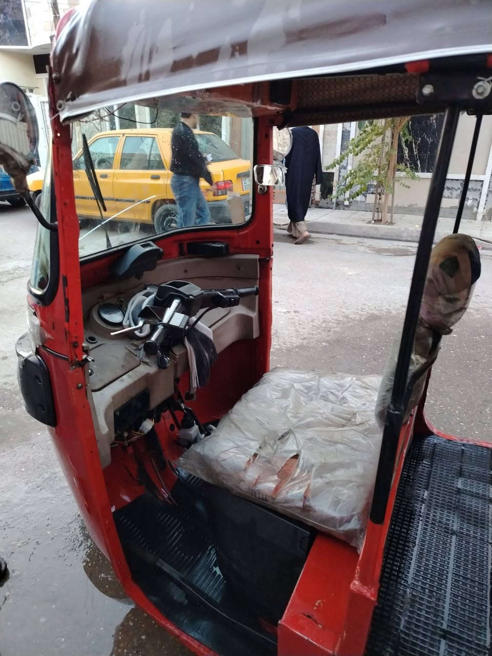 سلام عليكم تكتك للبيع 2018 السعر 5 ملايين بغداد الشعب***********
