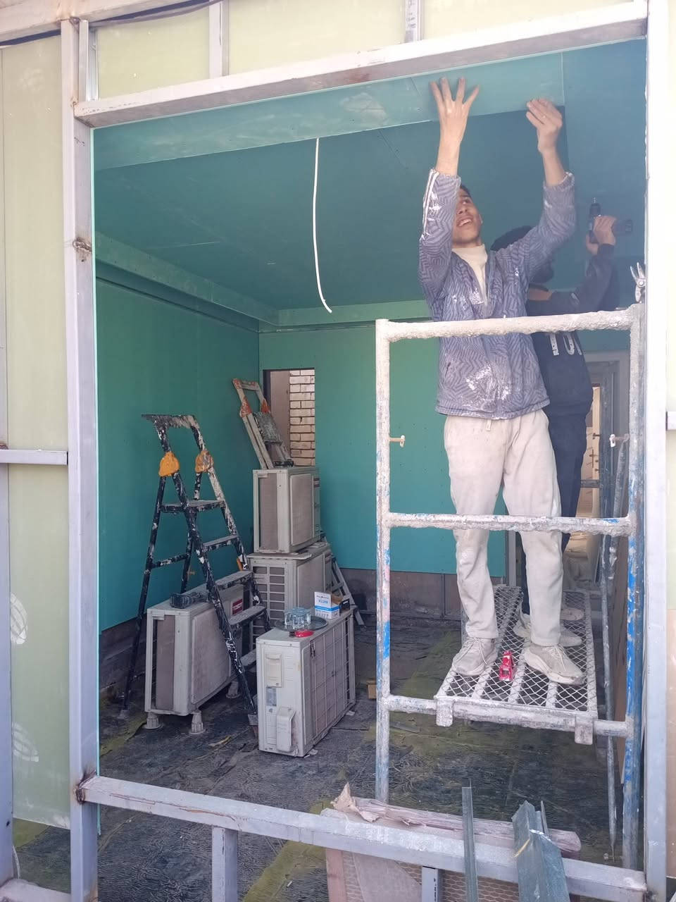 سلام عليكم 
تنفيذ جميع اعمال الحداده
#سندوج_بنل
#غرف
#جبسن_بورد
#بوردكس
اتواصل ***********
