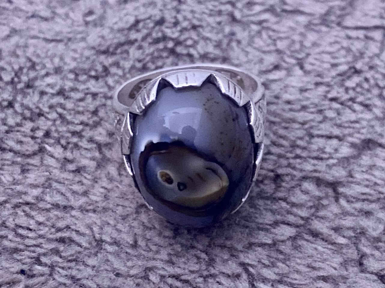 سلام عليكم لبيع محبس نوع الحجر داودي قديم ضياغة فضة عيار 925 شغل ايد سعرة ٥٥ الف مكاني كركوك


**إذا كنت صاحب هذا الإعلان وتريد حذفه لأي سبب، رجاءا أرسل رسالة إلى الدعم الفني**