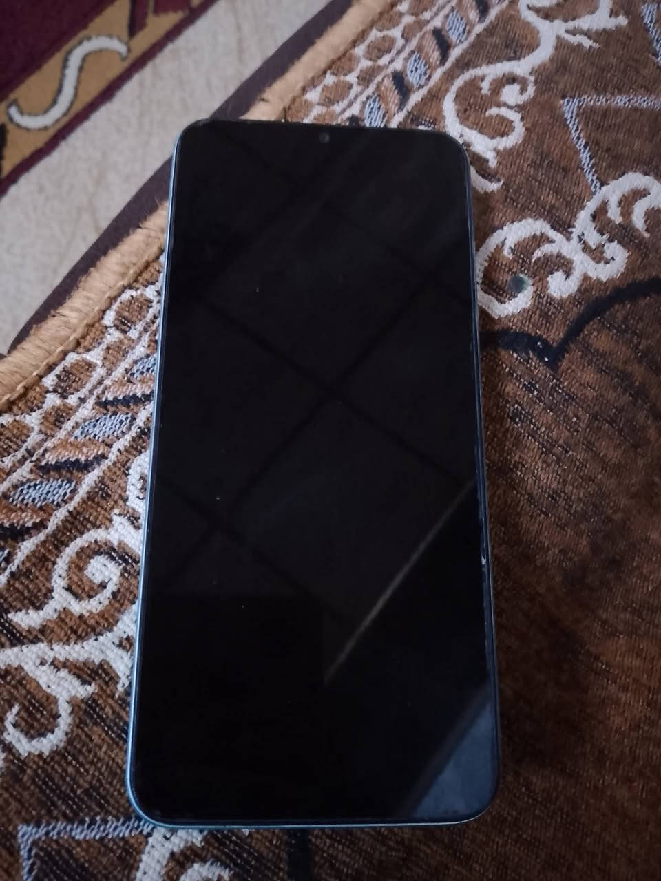 ريلمي سي 33ذاكرى 128شاحنه كلكسي مامفتوح هذا رقمي ***********السغ
عر65قفل
