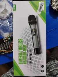 سماعات • متوفر • قابل للتفاوض