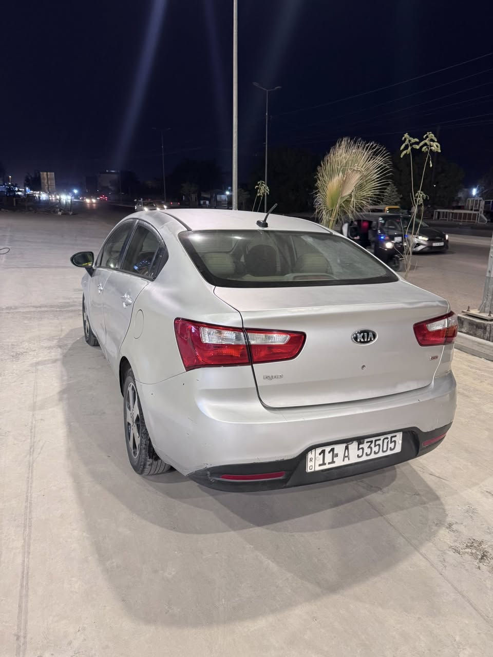 كيا ريو للبيع 2014حادث جانبي باب وجاملغ
جهازه سياره كلها كير محرك تبريد خير من الله 
مكاني بغداد حي الاعلام 
*********** 
80السعر
