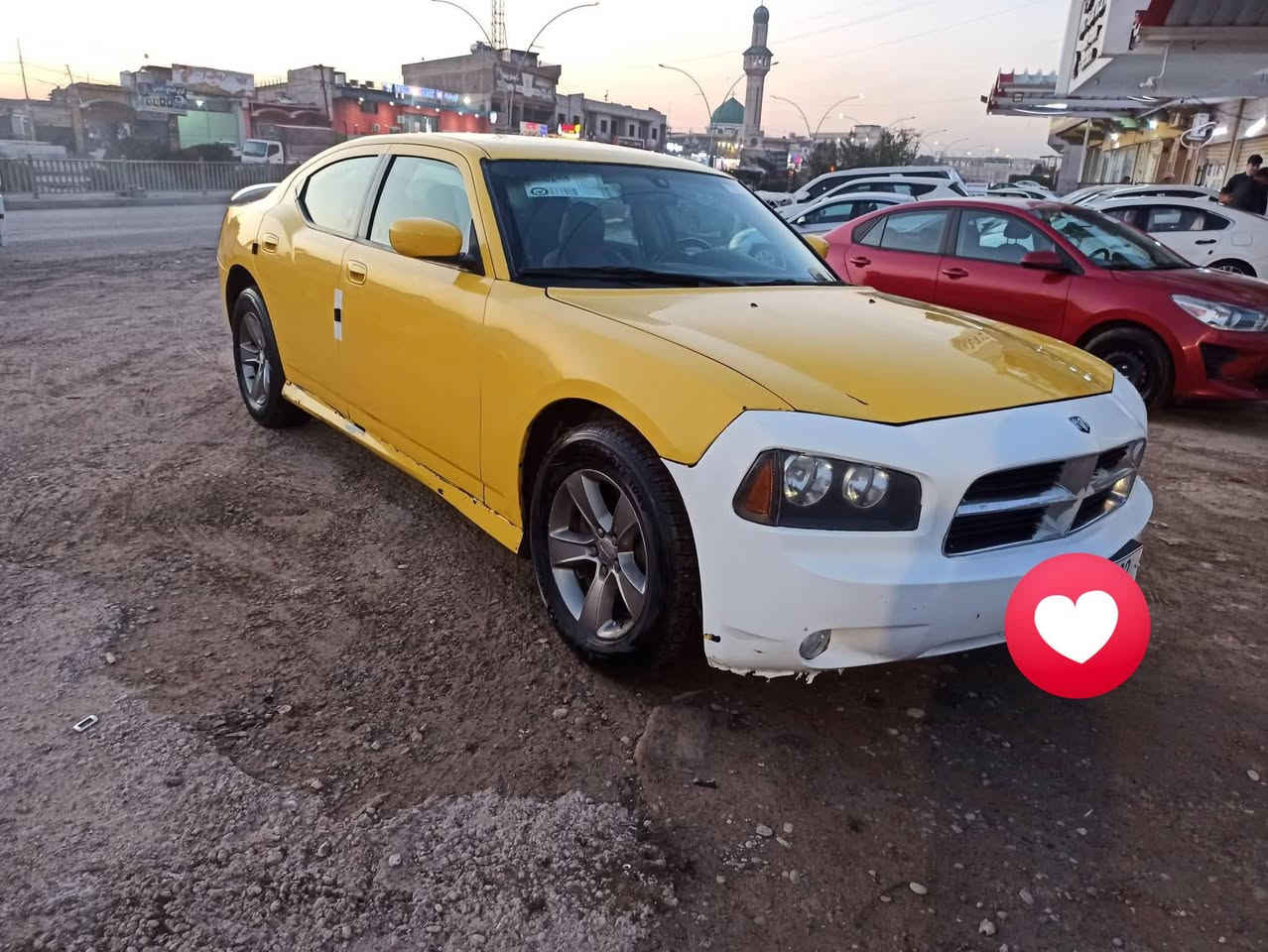 السلام عليكم
جارجر 
موديل 2010
وارد امريكي 
رقم نينوى الدولي 
تبريد 
كابون بانزين
كير ومحرك  شرط 
محرك 6 س 3500
هيئه وغرامات صفر 
بيها خط موصل بغداد 
سياره ضررها بوند وجاملغ 
شرط التحويل 
السعر 95$ وبيها مجال 
موصل الايمن /وات ساب ***********
