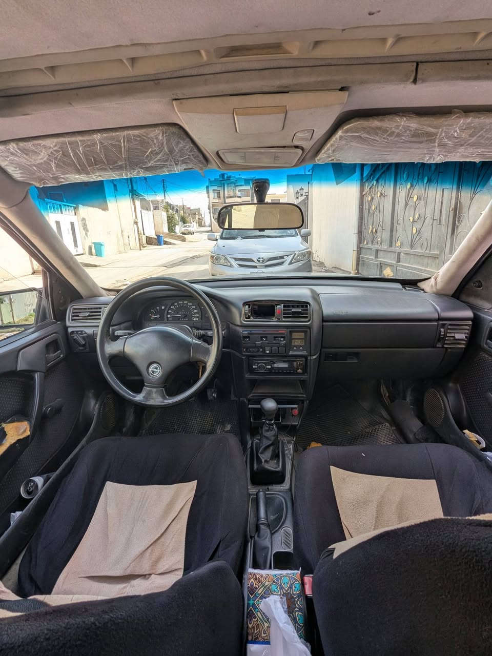 اوبل فكترا موديل 1990 محرك 18 سقف سلايد و بيه دفتر بنزين و سنوية ساقطة و شرط غرامة و تحويل سعره 35 و بيه مجال مكاني كركوك.
***********
