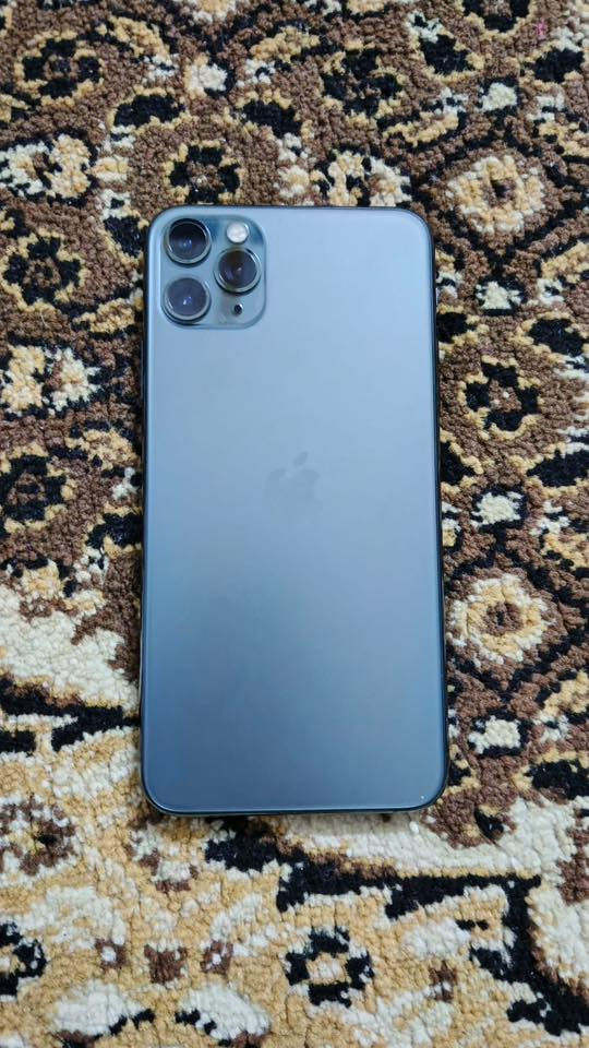 السلام عليكم ايفون 11 برو ماكس  ذاكره 256  بطاريه ٧٥  شرط فول نضافه  مبدل  شاشه اصليه من جهاز ال جهاز فيس ايدي شغال  فقط مراوس ويه ايفون ١٣ برو ماكس وانطي فرق  بيع ما ابيع  مكاني كركوك. ***********
